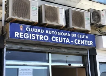 Vigilante de seguridad sufre agresión verbal racista en el Registro Central de Ceuta